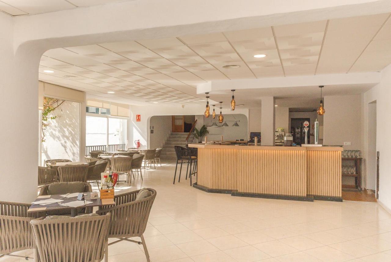 Fergus Club Carema Splash Playas De Fornells Εξωτερικό φωτογραφία
