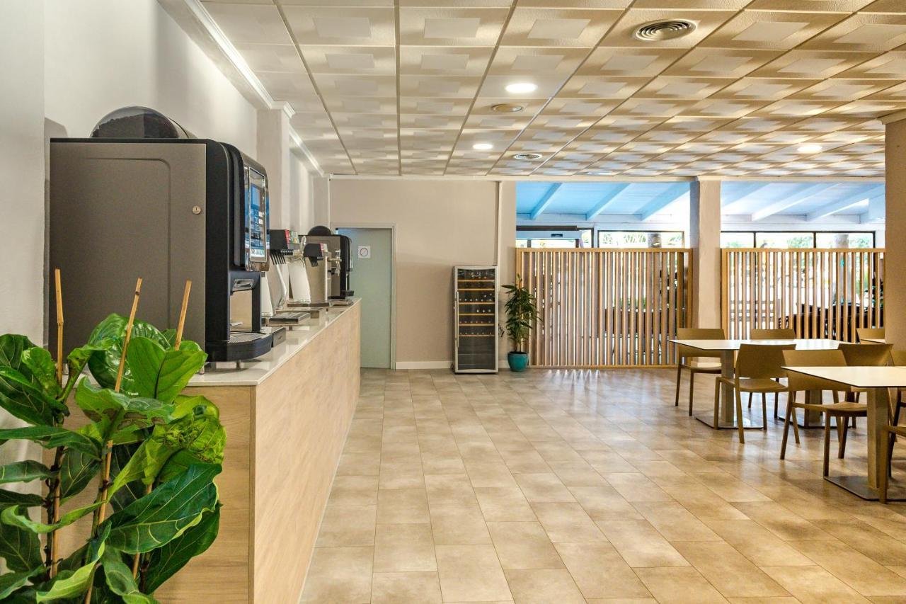 Fergus Club Carema Splash Playas De Fornells Εξωτερικό φωτογραφία