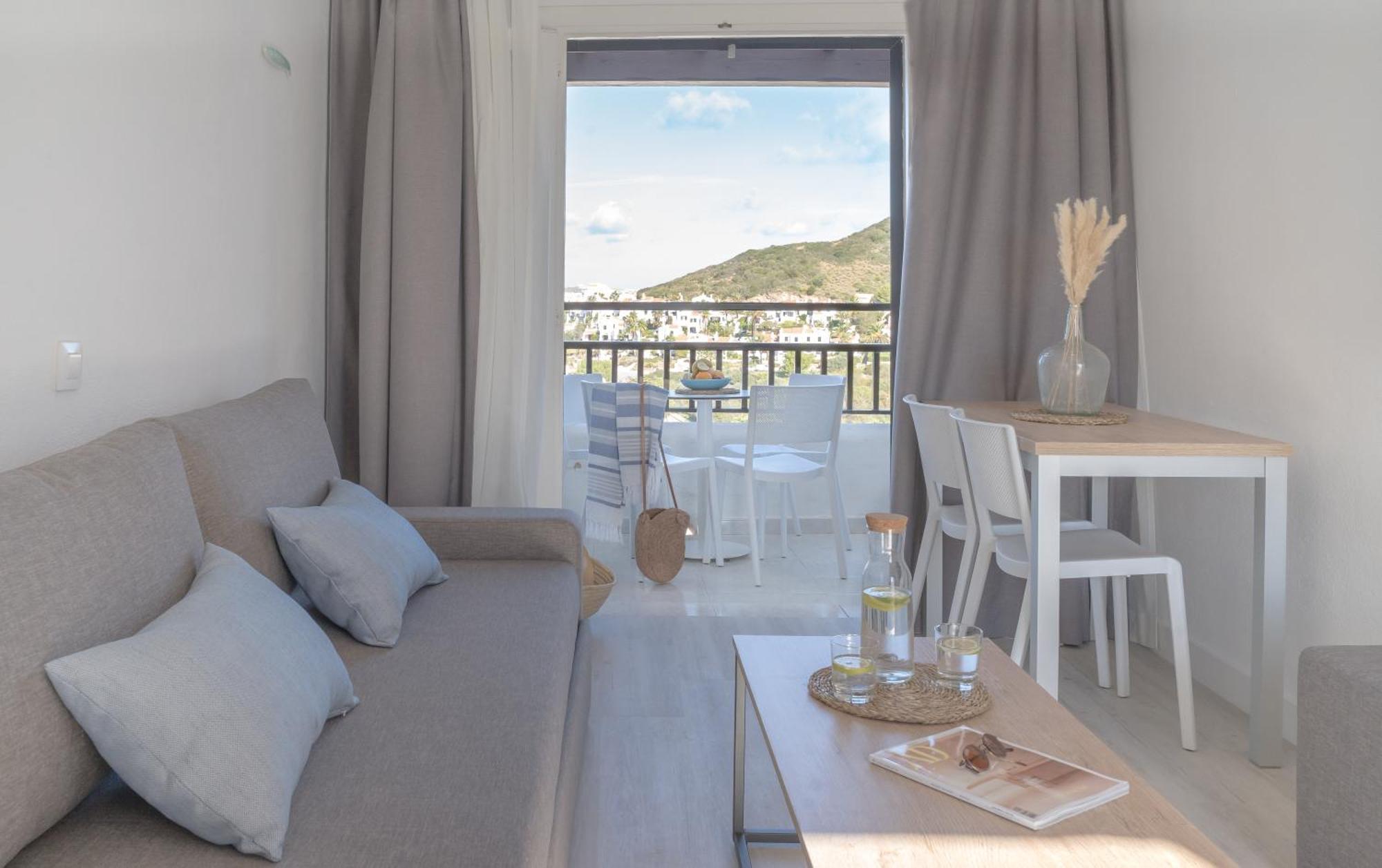 Fergus Club Carema Splash Playas De Fornells Εξωτερικό φωτογραφία